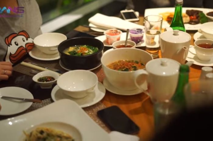 Makan sahur harus diperhatikan menunya agar tak membuat perut begah.
