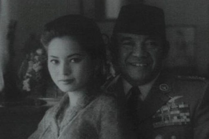 Ratna Sari Dewi dan Soekarno