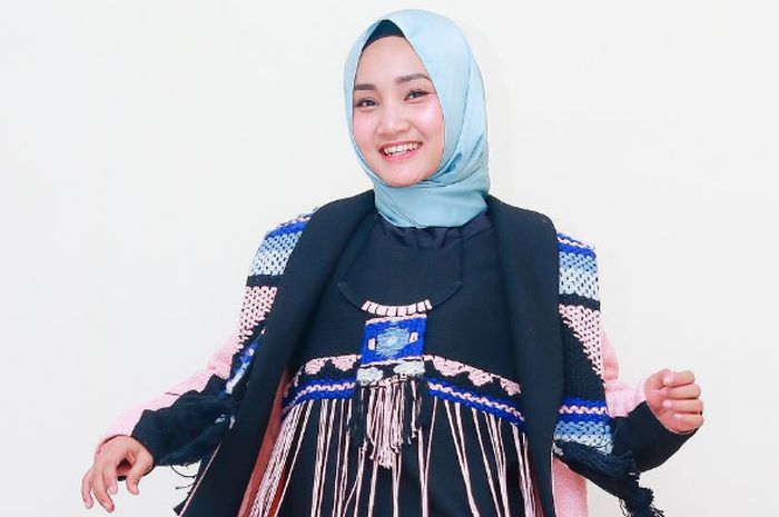 Baju Muslim Fatin Shidqia Lubis