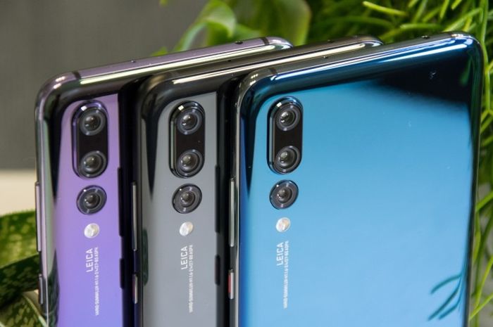 Berkat Huawei, Smartphone 3 Kamera Belakang akan Jadi Tren Tahun Depan -  Semua Halaman - Info Komputer