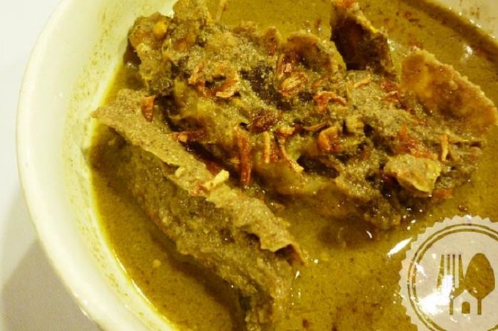 Bebek Gulai Kurma