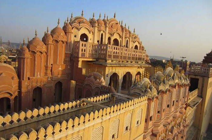 Hawa Mahal Istana Megah di India, Penjara Bagi Para Wanita