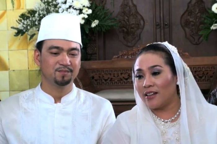 Pernikahan Nunung dengan Iyan Sambiran