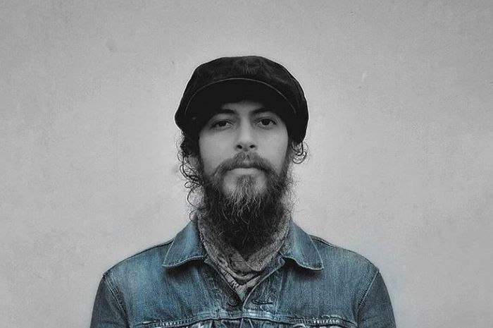 Cerita Alex Abbad yang Berperan Jadi Orang Buta di Film Terbarunya