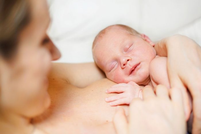 Skin to skin atau kngaroo Mother Care