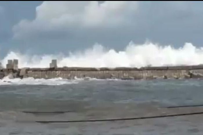 Bmkg Peringati Gelombang Tinggi Di Wilayah Indonesia Berikut