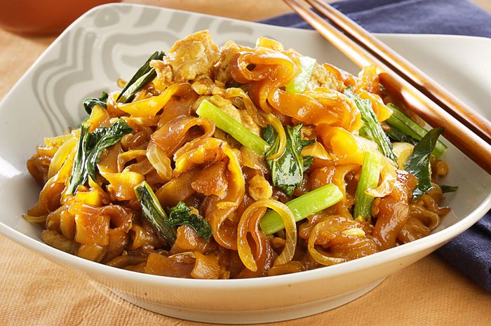 Mengungkap Rahasia Kwetiau Goreng Ala Cina yang Menggugah Selera: Resep, Tips, dan Trik