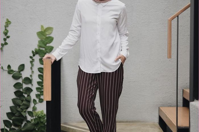 Ready Stripe Pallazo Celana Kulot Motif Garis Navy Fashion