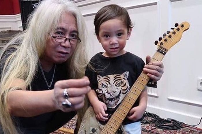 Gideon Tengker dan Rafathar