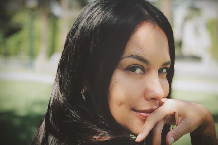 Ucapan Spesial Sophia Latjuba untuk Ulang Tahun Dimas Djayadiningrat