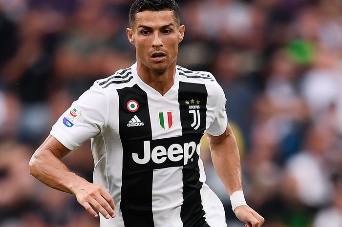 Penyerang baru Juventus, Cristiano Ronaldo, yang digaji 31 juta euro per musim.