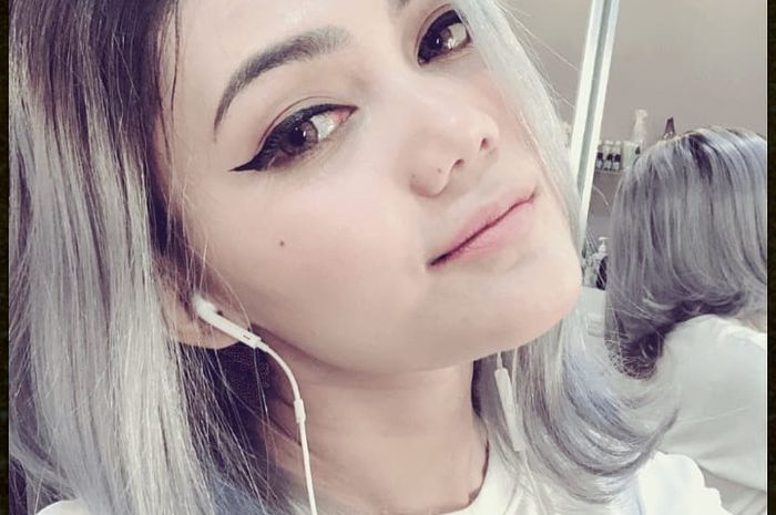 Rina Nose Akui Batal Ubah Bentuk Hidung Karena Kepercayaan Leluhur