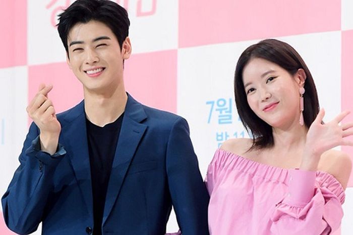 Lim Soo Hyang Enggan Dekati Cha Eun Woo Astro Meski Bintangi