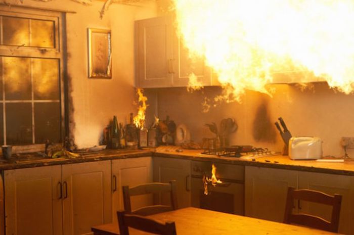  Kompor  Gas Meledak  di Dapur Ini Lho Cara Pencegahan Agar 