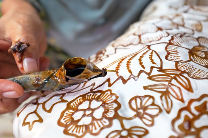 Memperingati Hari  Batik  Nasional Inilah Sejarah Batik  di 