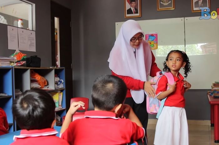 Agar Tetap Sehat, Ikuti Tips Membawa Tas yang Baik untuk Sekolah, yuk