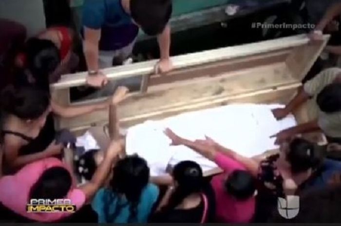 Aneh! Muncul Suara Minta Tolong dari Makam Perempuan yang Baru Dikubur