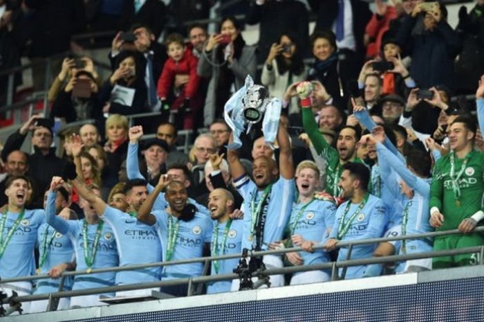 Download Gambar gambar hinaan untuk manchester city Keren