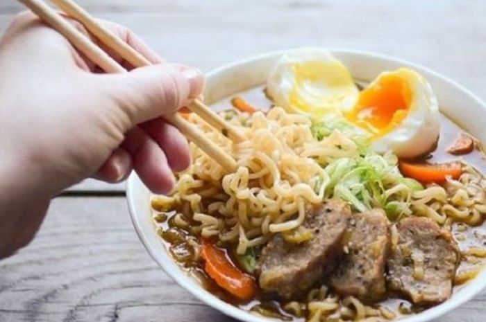 8 Makanan penyebab timbulnya jerawat, jangan keseringan dikonsumsi