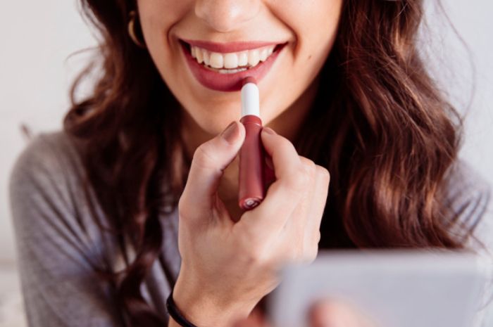 3 Rekomendasi Lipstik Matte Lokal Terbaru yang Wajib Kamu Coba! - Stylo