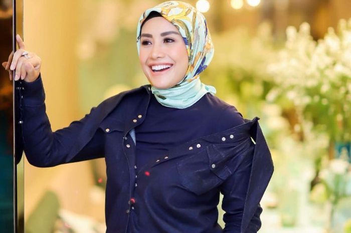 artis melayu tak malu