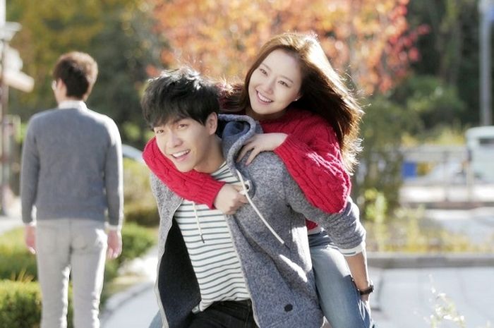 52 Foto Foto Romantis Bersama Pasangan HD