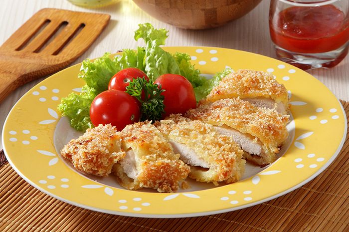 Tips Membuat Chicken Katsu ala HokBen Cuma dengan 3