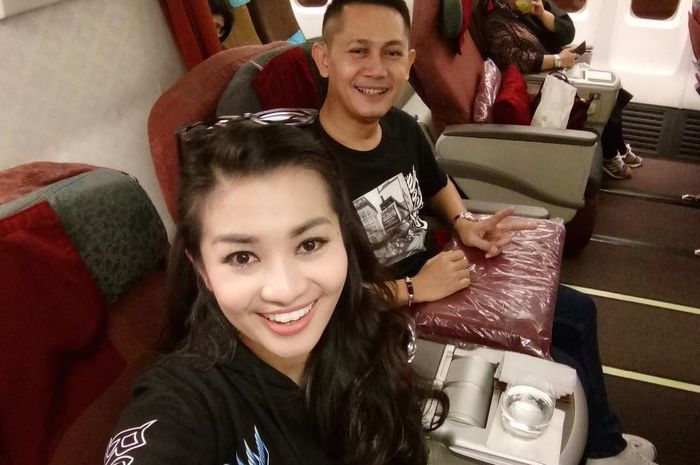 Miliki Suami Pilot dengan Penghasilan Lebih Besar dari 