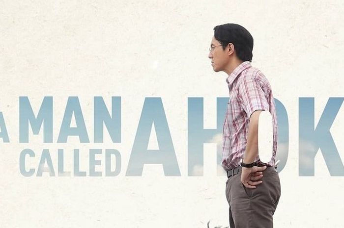 Video calling. Человек по имени отто фильм 2022. Man called перевод. A man called otto, 2022. Мужчина.