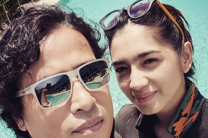 Rayakan Ulang Tahun Jose Purnomo di Pantai, Angel Karamoy Beri Kode Balikan?