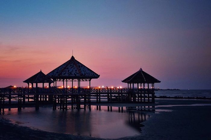 Liburan Akhir Tahun Paling Ramai Di Medsos Bali Bandung