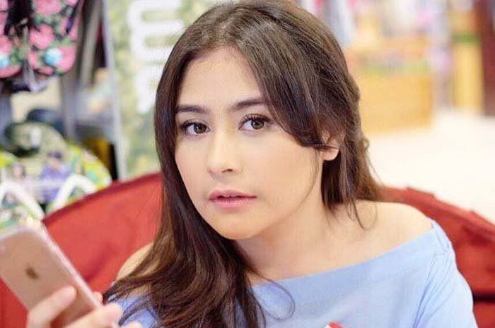 Prilly Latuconsina