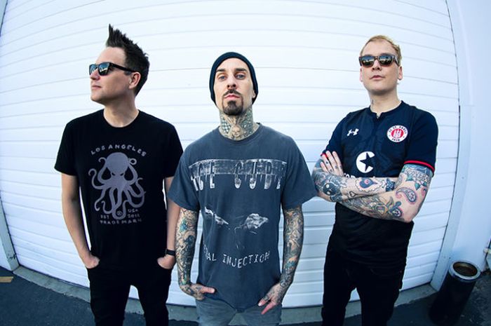 Blink-182 - Menurut Blink 182 Ini Lagu Paling Aneh Yang Mereka Buat