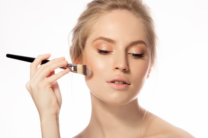 Beauty Hacks Begini Cara Membuat Foundation Tak Oksidasi Berlebih Semua Halaman Nova Beauty Hacks Begini Cara Membuat Foundation Tak Oksidasi Berlebih Semua Halaman Nova