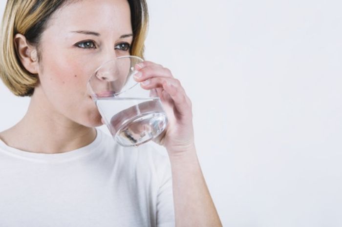 Manfaat Minum Air Hangat Di Pagi Hari Saat Perut Kosong Seputar Minuman 