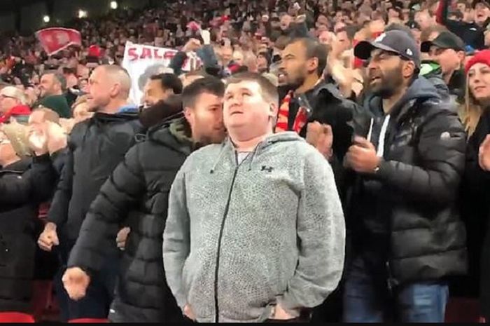 Mike Kearney, fan Liverpool yang diundang Mohamed Salah ke tempat latihan di Melwood.