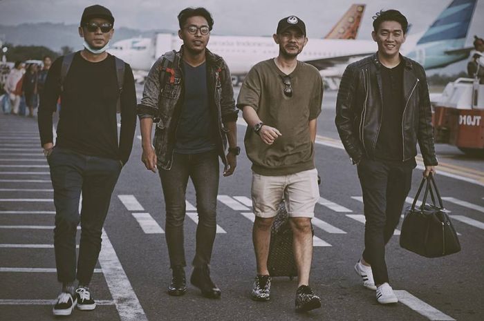 Lirik Lagu Error Crew Dari Hati Arsia Lirik