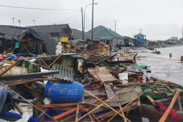 Waspada Hoaks Broadcast Whatsapp Isu Tsunami Di Pantai