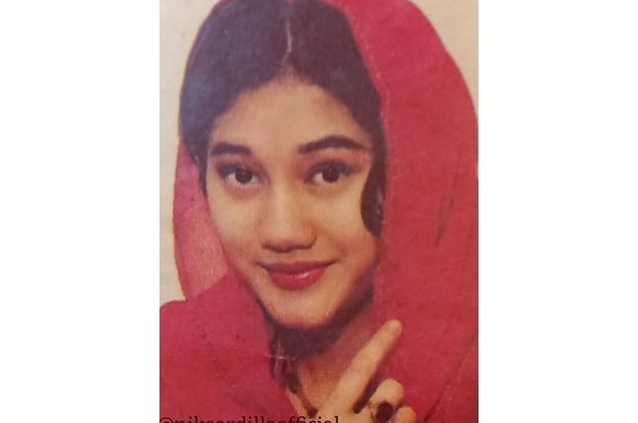 Chord Kunci Gitar dan Lirik Lagu Hits 90-an Menanti Kejujuran - Nike