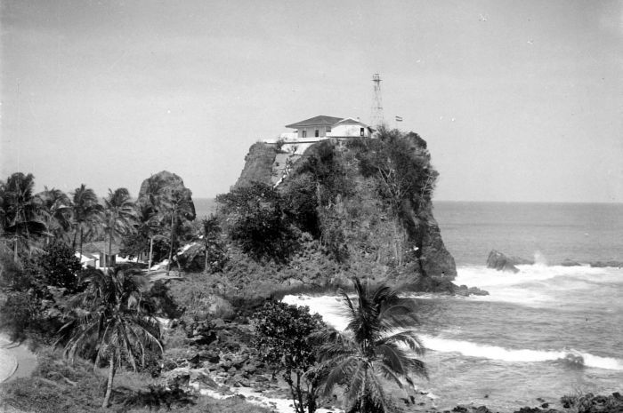 3 Mercusuar di Indonesia, Ada yang Pernah Hancur Akibat Letusan Gunung