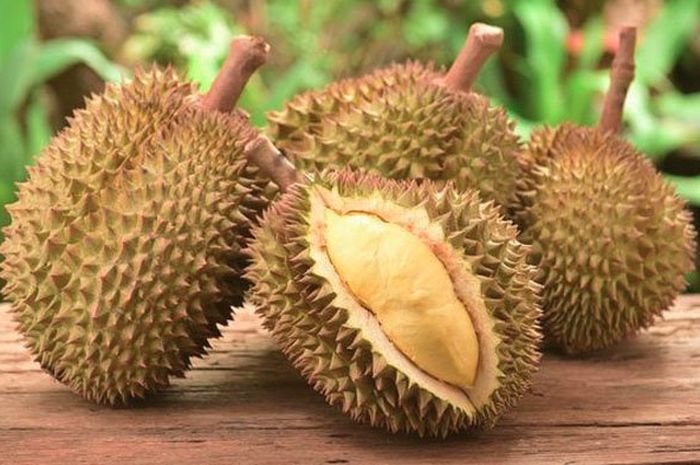 walaupun berbau tidak sedap, durian termasuk buah paling bergizi didunia