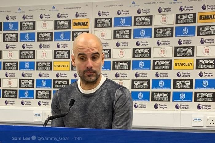 Pelatih Manchester City, Pep Guardiola, dalam sesi wawancara pascalaga pekan ke-23 Liga Inggris mela