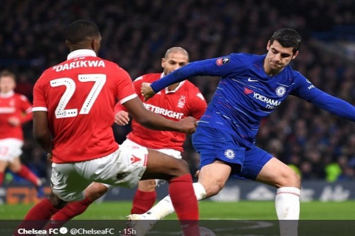 Alvaro Morata (kanan), segera pindah ke Atletico Madrid di bursa transfer Januari 2019.