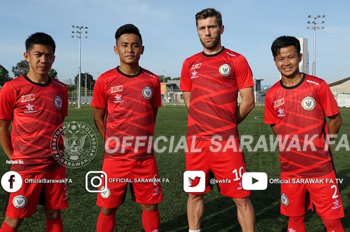 Pemain 20 Tahun Asal Pontianak Gabung Tim Malaysia Sarawak Fa Bolasport Com