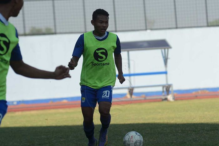 Pemain Diklat Persib Bandung, Ahmad Faisal.