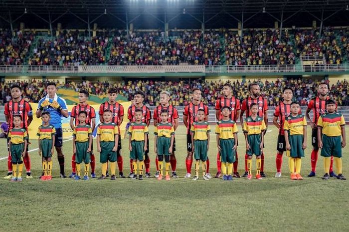 Para pemain Home United sebelum dijamu Kedah FA pada uji coba di Stadion Darul Aman, Alor Star, Malaysia pada 26 Januari 2019. 