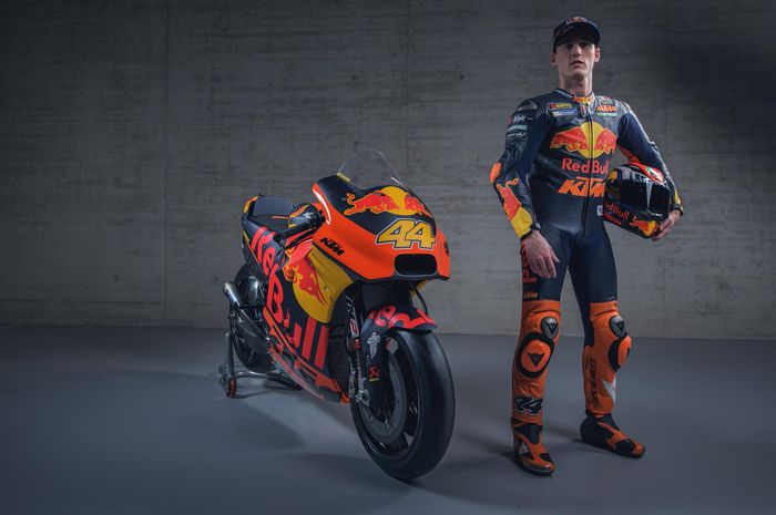 Pol Espargaro menghadiri sesi peluncuran tim KTM untuk MotoGP 2019 di Austria, Selasa (12/2/2019).