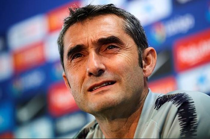 Pelatih Barcelona, Ernesto Valverde, mengaku jika Barcelona adalah tim yang menyerang dan tidak akan bermain defensif saat melawan Lyon.