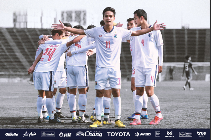 Para pemain Timnas Thailand merayakan kemenangan di Piala AFF U-22 2019. Mereka akan Berhadapan dengan Timnas U-22 Indonesia di Partai Final.
