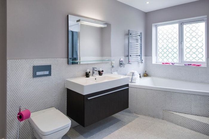 Toilet Sebaiknya Jangan di Dekat Pintu Utama Rumah Ini Toilet Sebaiknya Jangan di Dekat Pintu Utama Rumah Ini